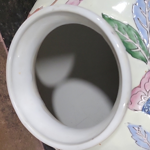 𝅺PORCELAIN Blank Flowers Vase Hand painted in Macau 9" tall - Picture 4 of 7